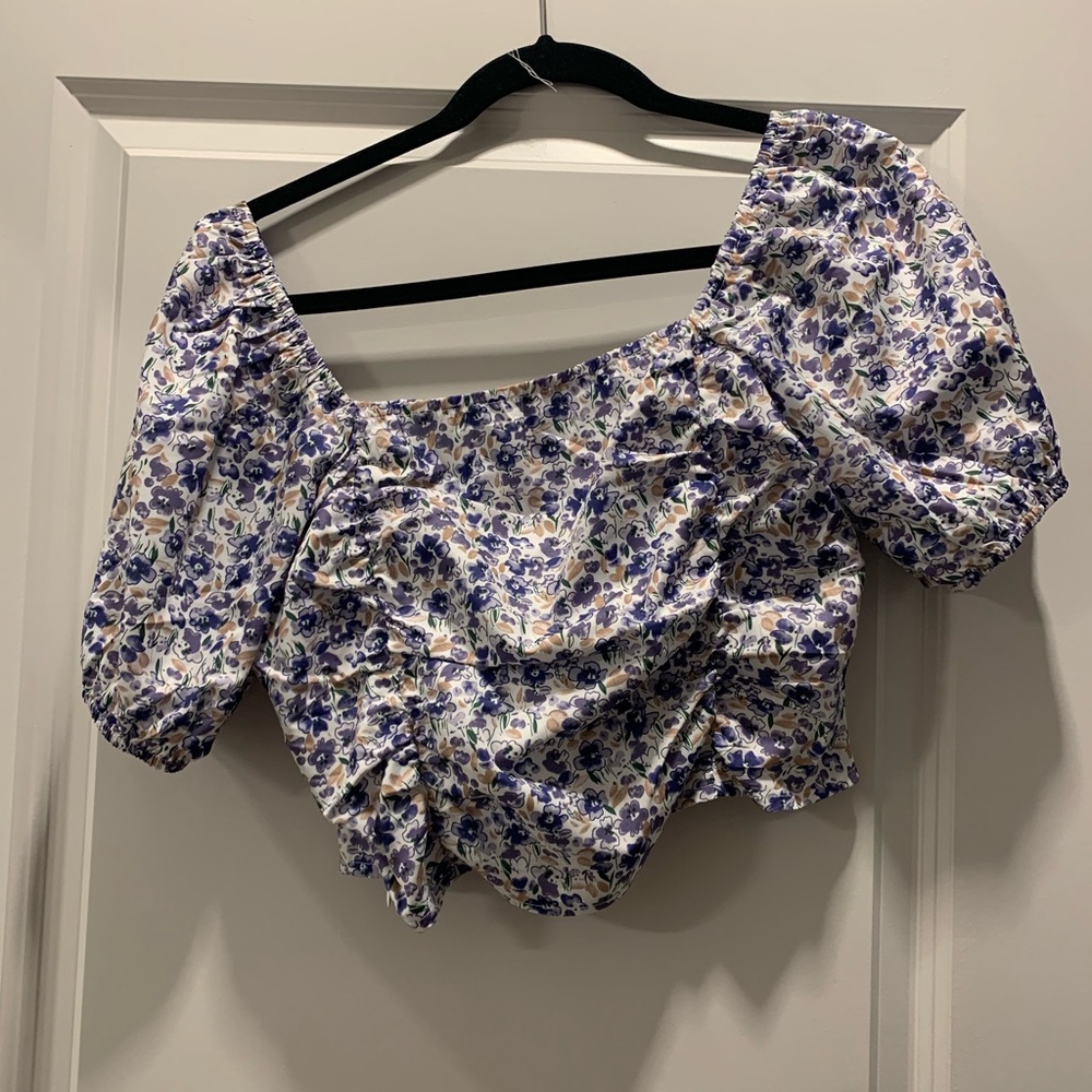 Purple flower ruched bust crop top